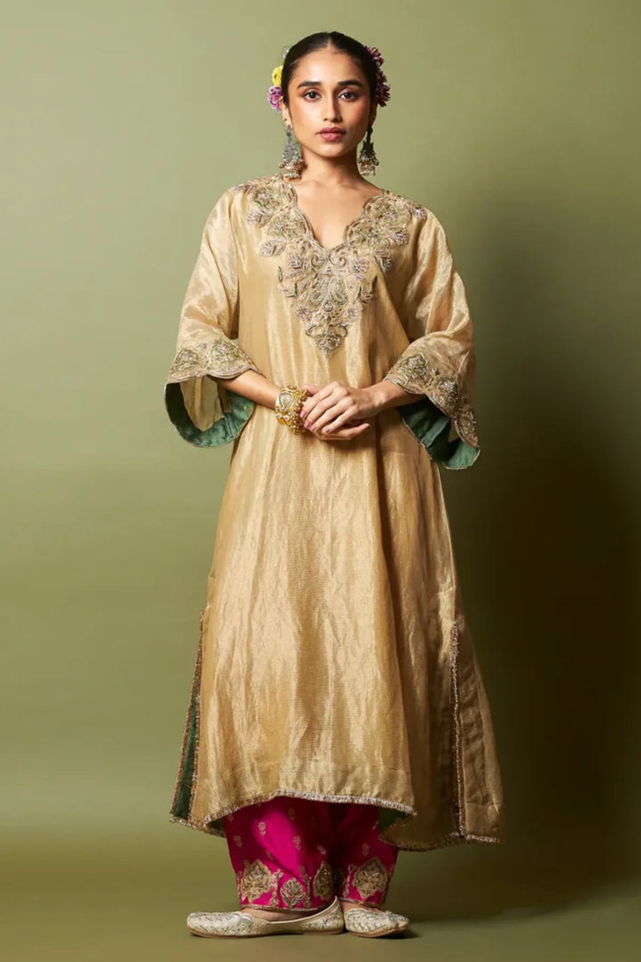 Mehtab Noor embroidered kaftan set