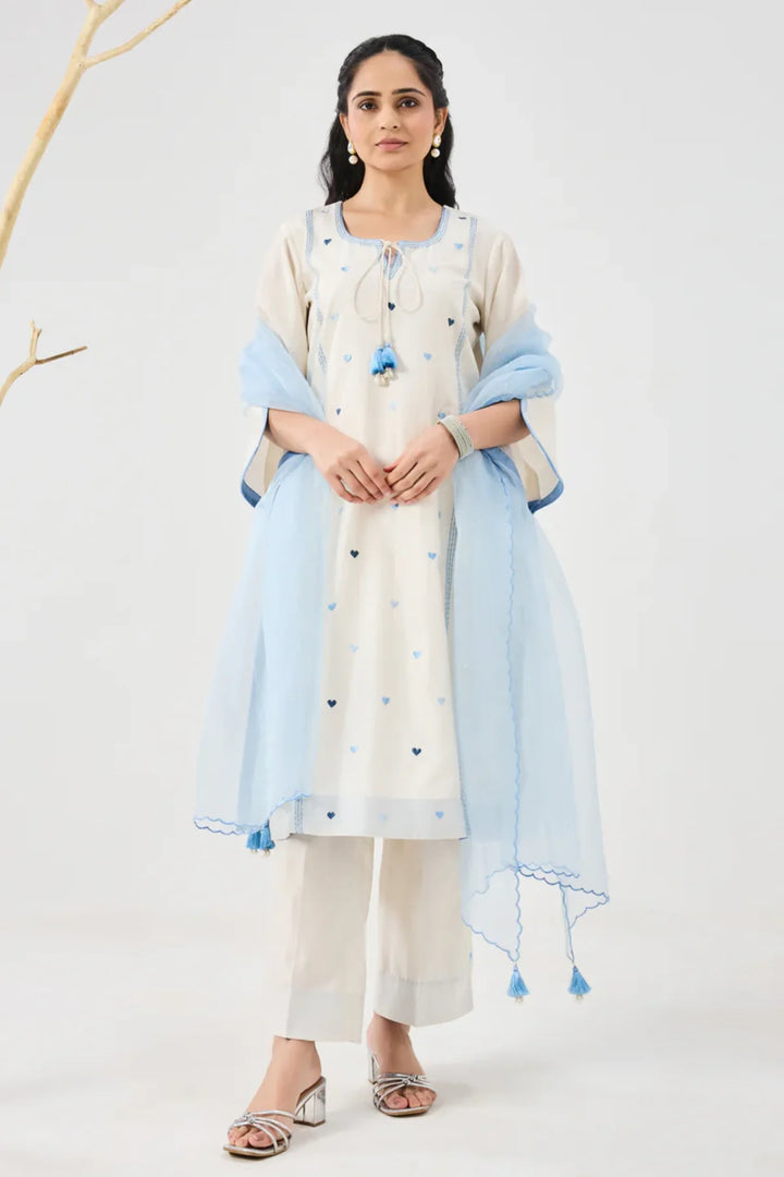 Dilzaah Solid Heart Aline Suit