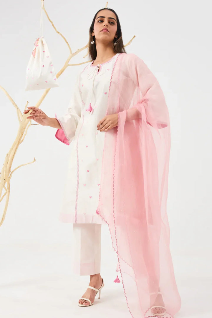 Dilzaah Solid Heart Aline Suit