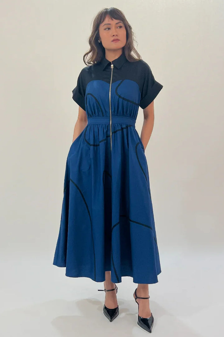 Cup Stem zip dress