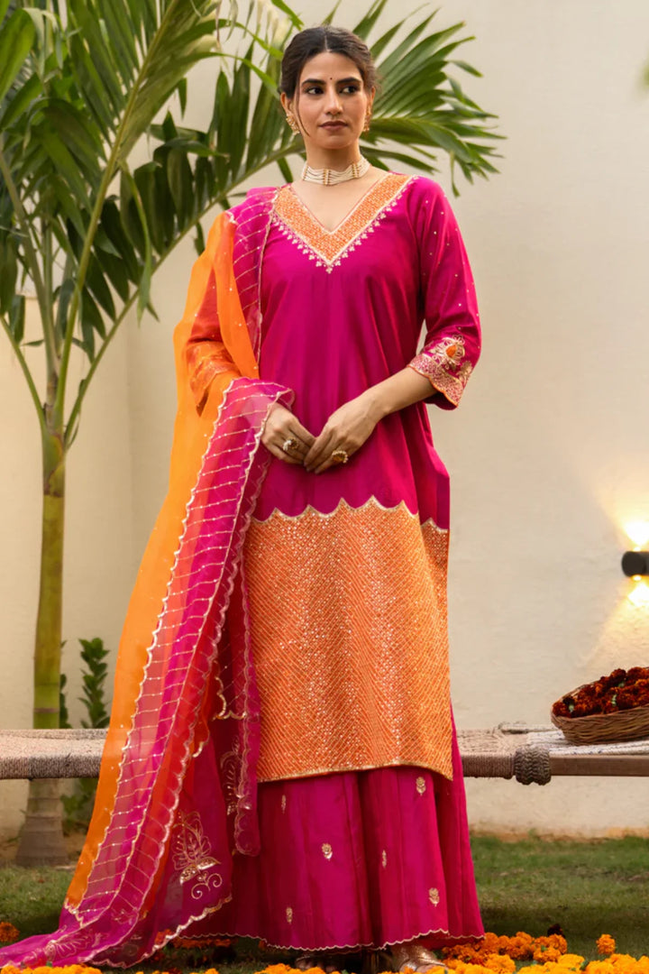 Pink Aari Sequinns Straight Kurta Set