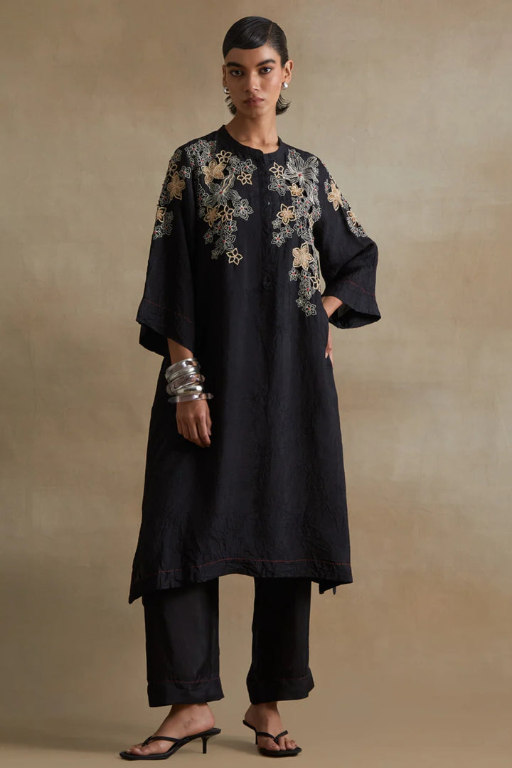 Ont553 - Set - Black