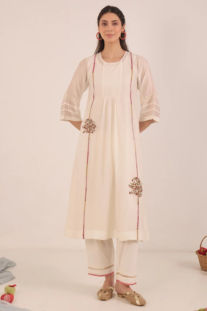 Khubani: Cotton Silk Embroidered Kurta Set - Ivory