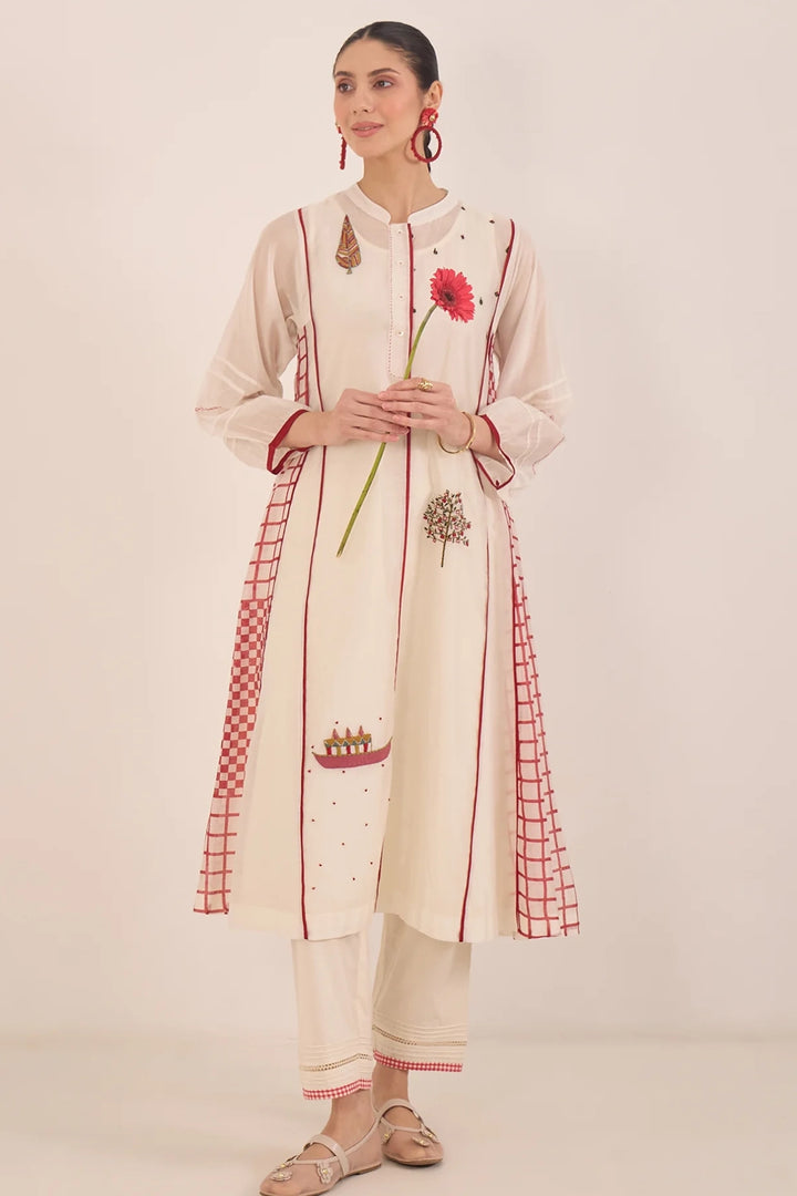 Firdaus: Chanderi Side Check Kali Embroidered Kurta Set Ivory and Red