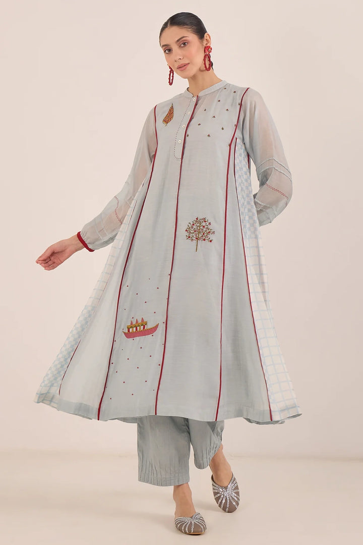 Firdaus: Chanderi Side Check Kali Embroidered Kurta Set Powder Blue and Red