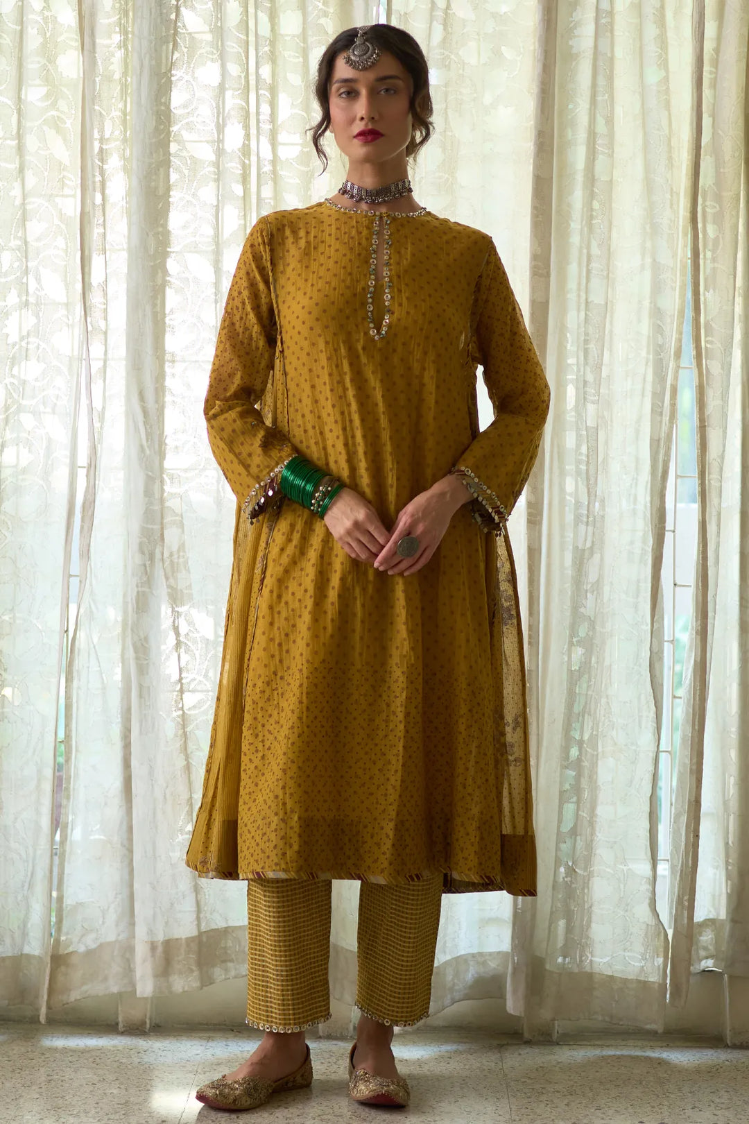 Kuhu Kurta