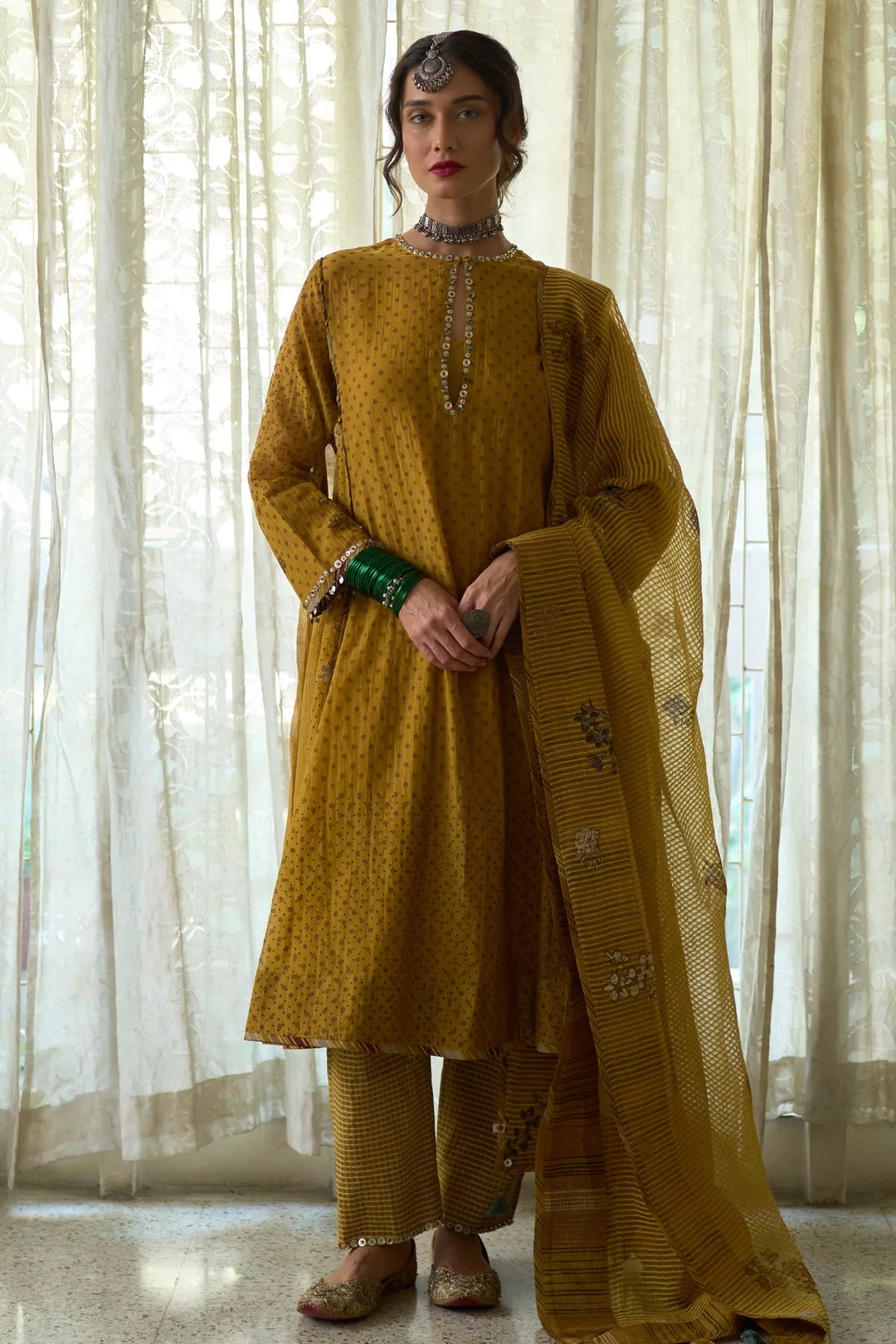 Nimi Dupatta