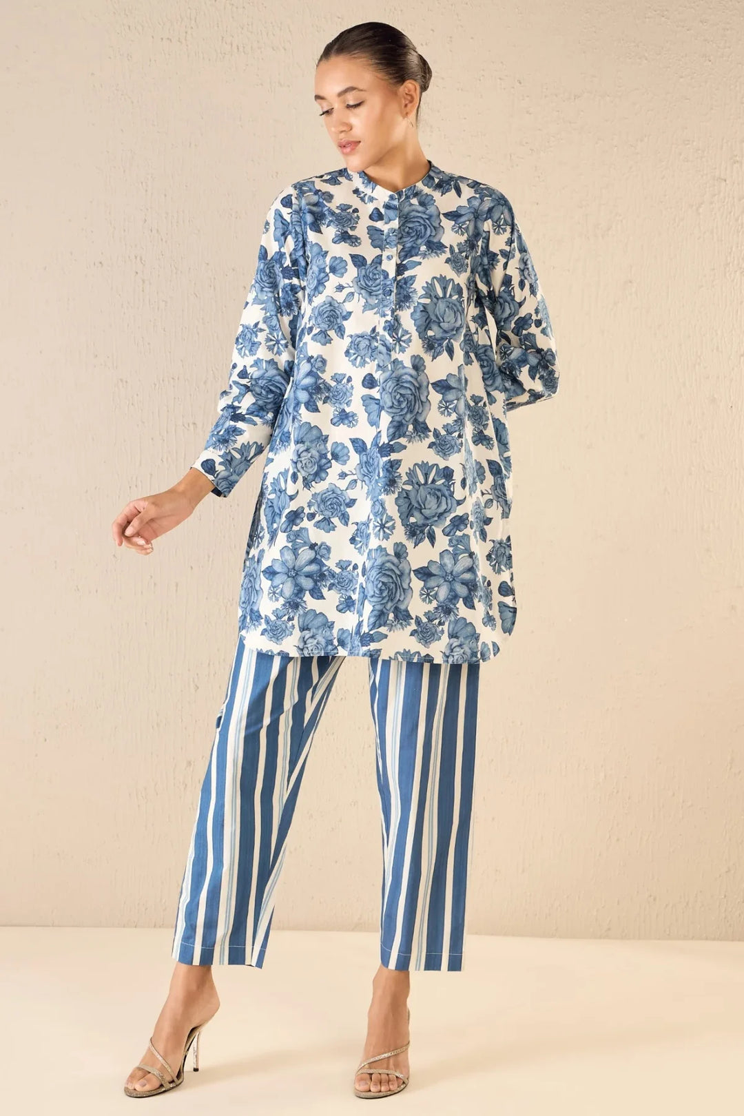 Blue Blosom: Blue Rose Tunic Co-ord Set