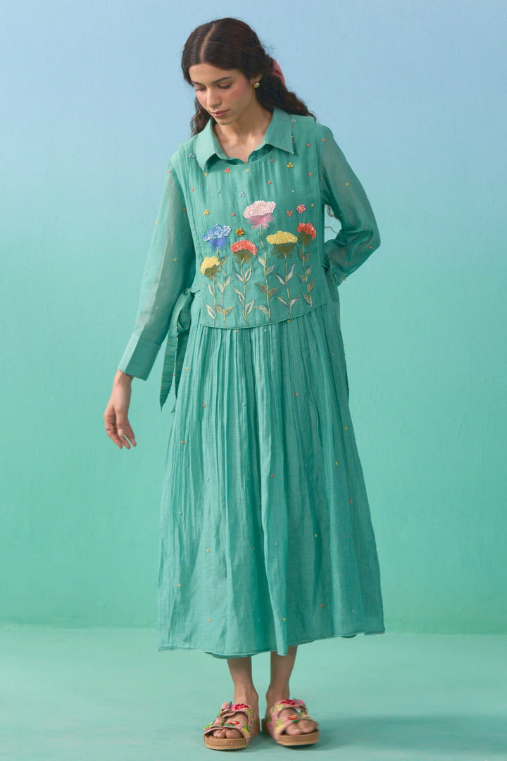 Fluer Bib Dress