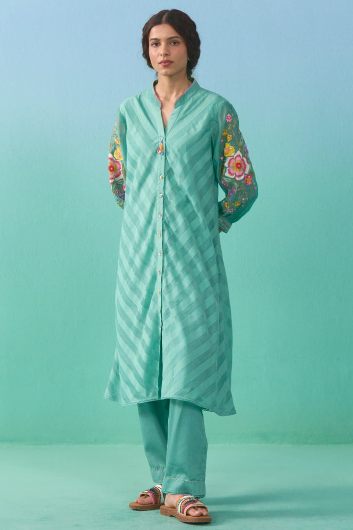 Aasma Button Down Kurta Set