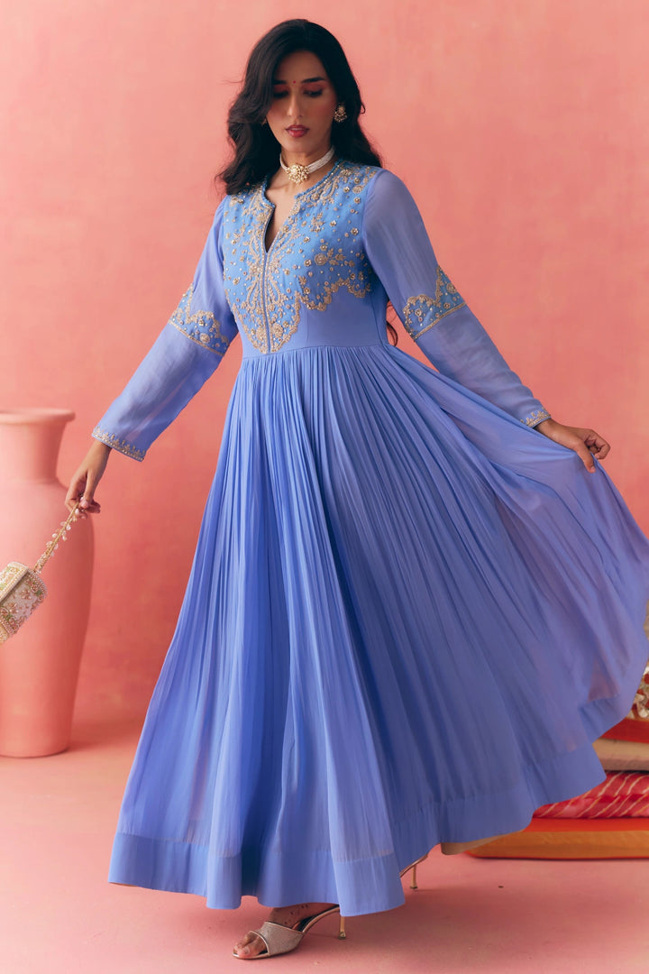 M15004 - Areeza