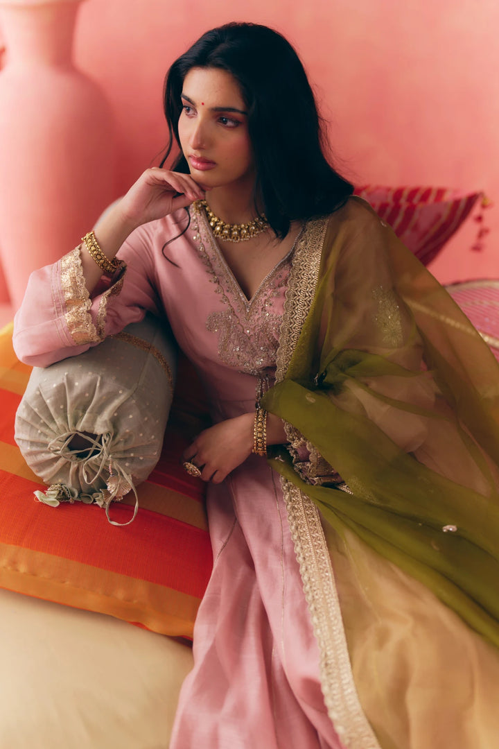 M15008 - Sehar