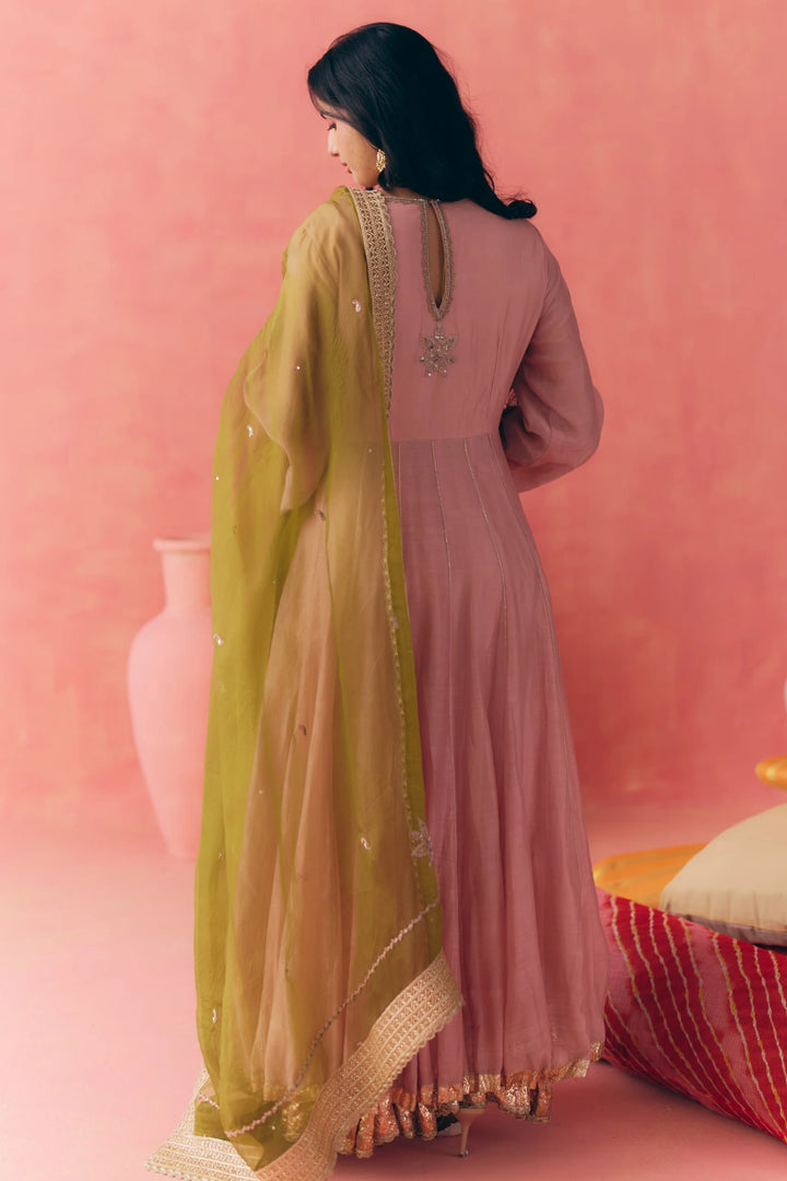 M15008 - Sehar