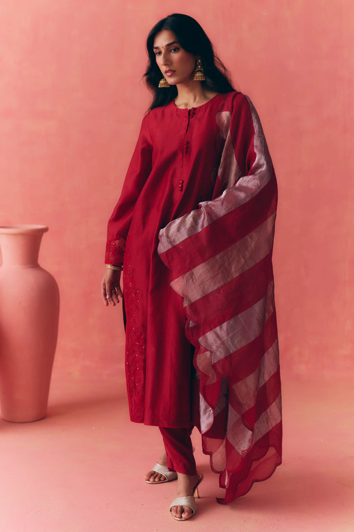 M12054 - Areesha
