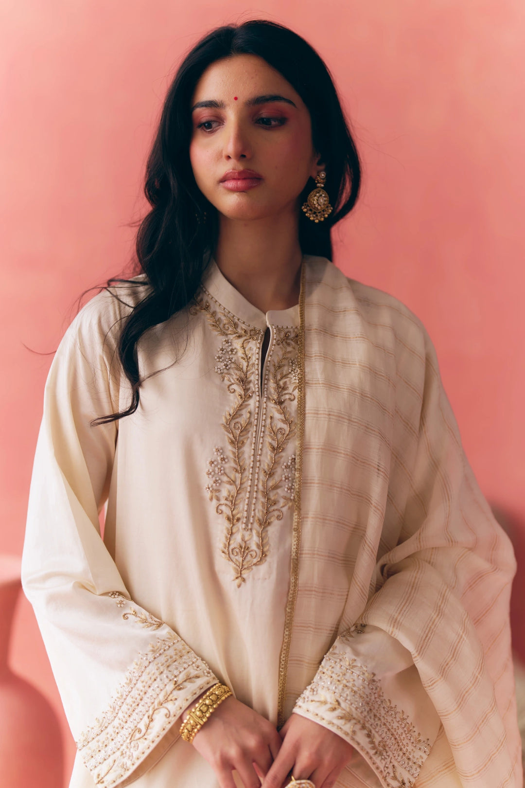 M12059 - Ayla