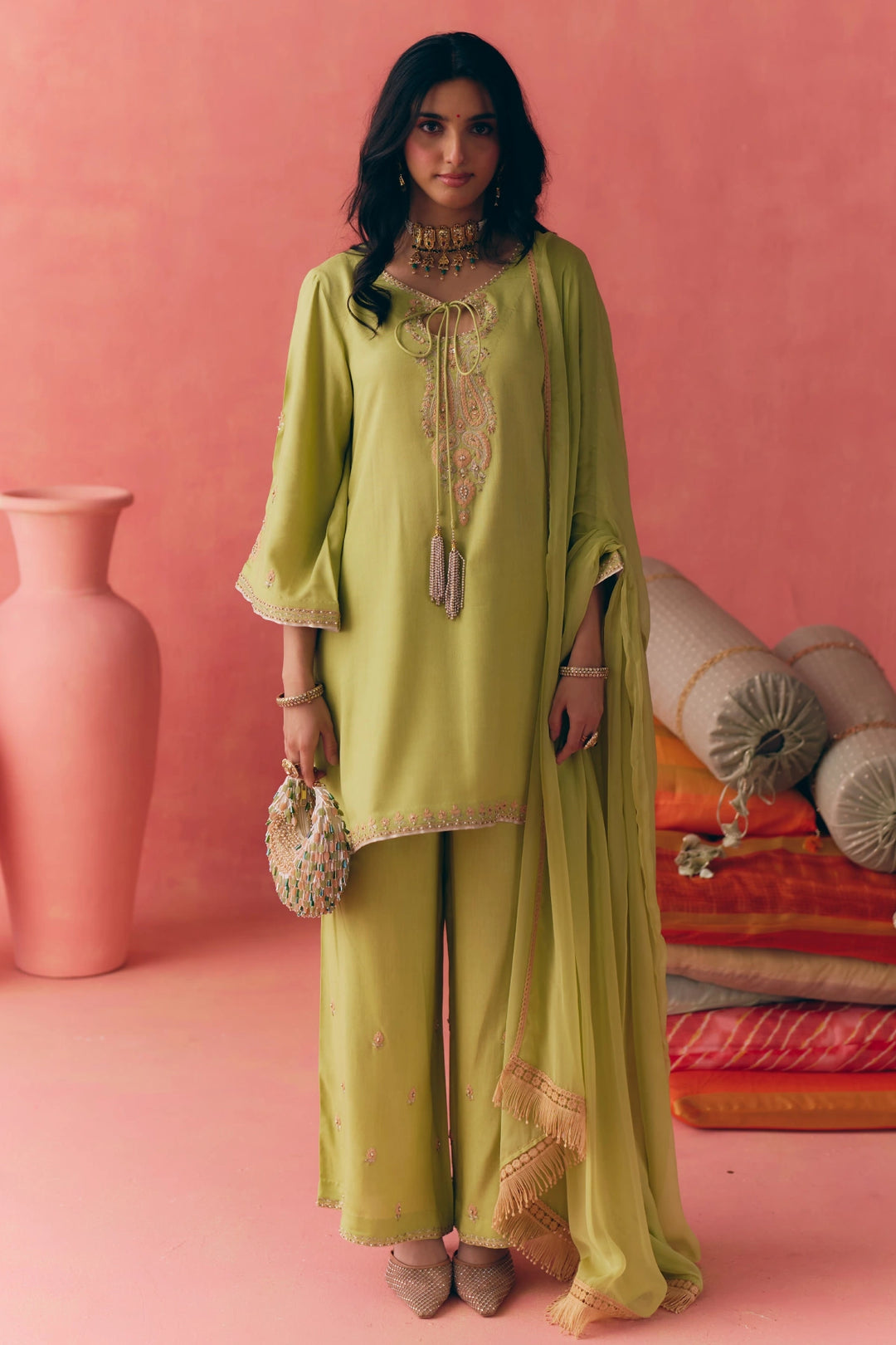 M12067 - Gulbahar