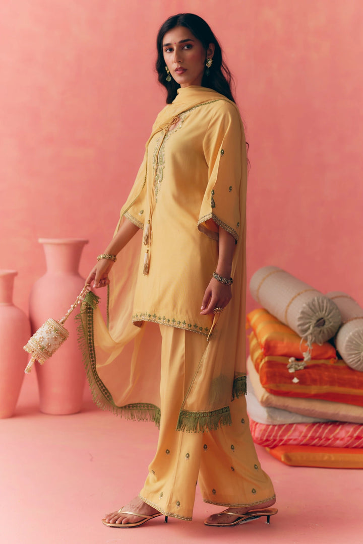 M12070 - Gulbahar