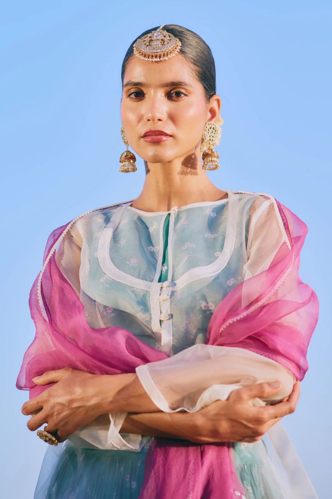 M16006 - Saira