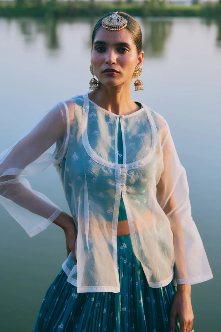 M16006 - Saira