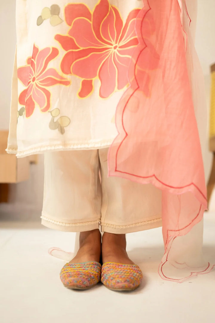 Zoya Mul Chanderi Kurta Set in Off-White