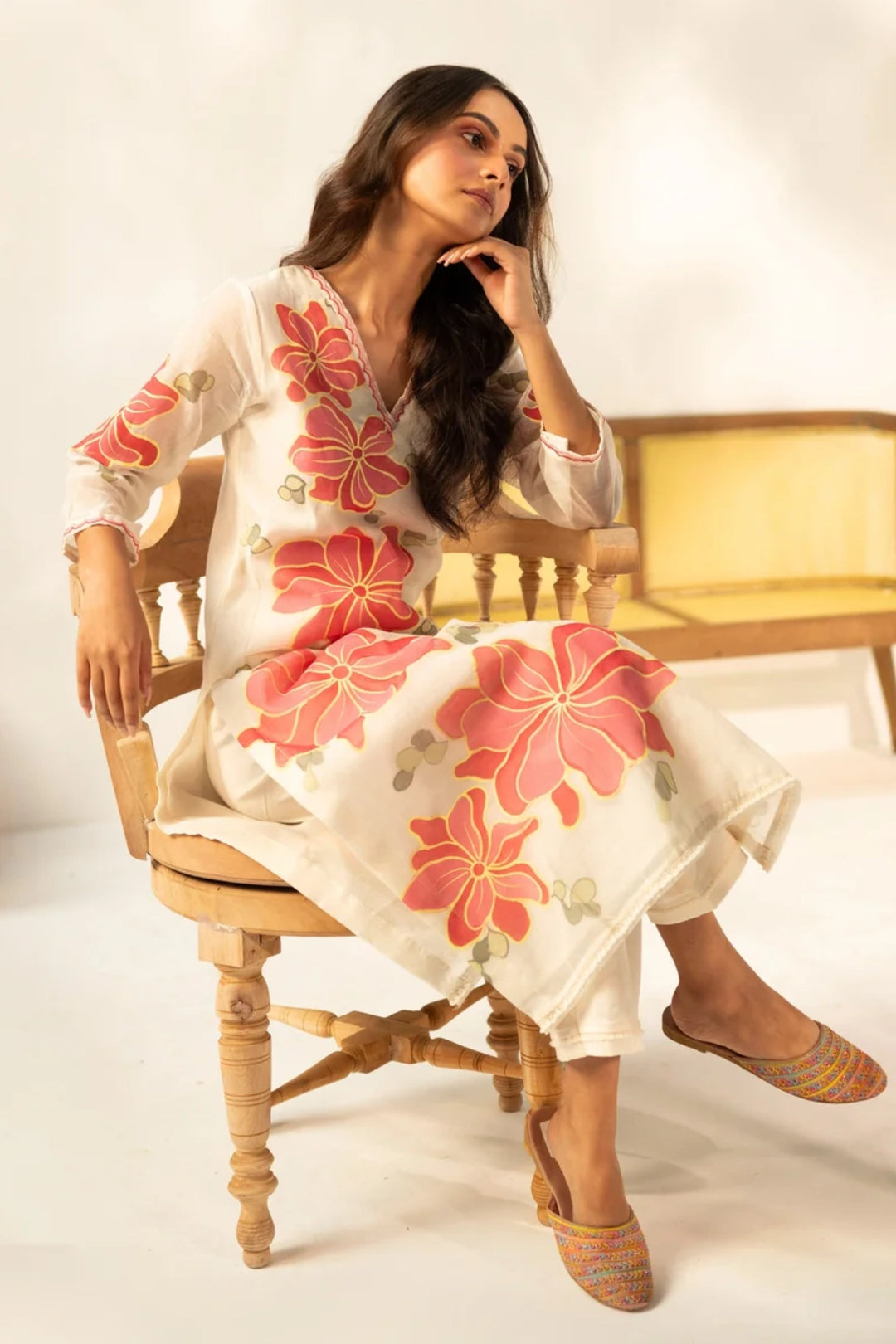 Zoya Mul Chanderi Kurta Set in Off-White