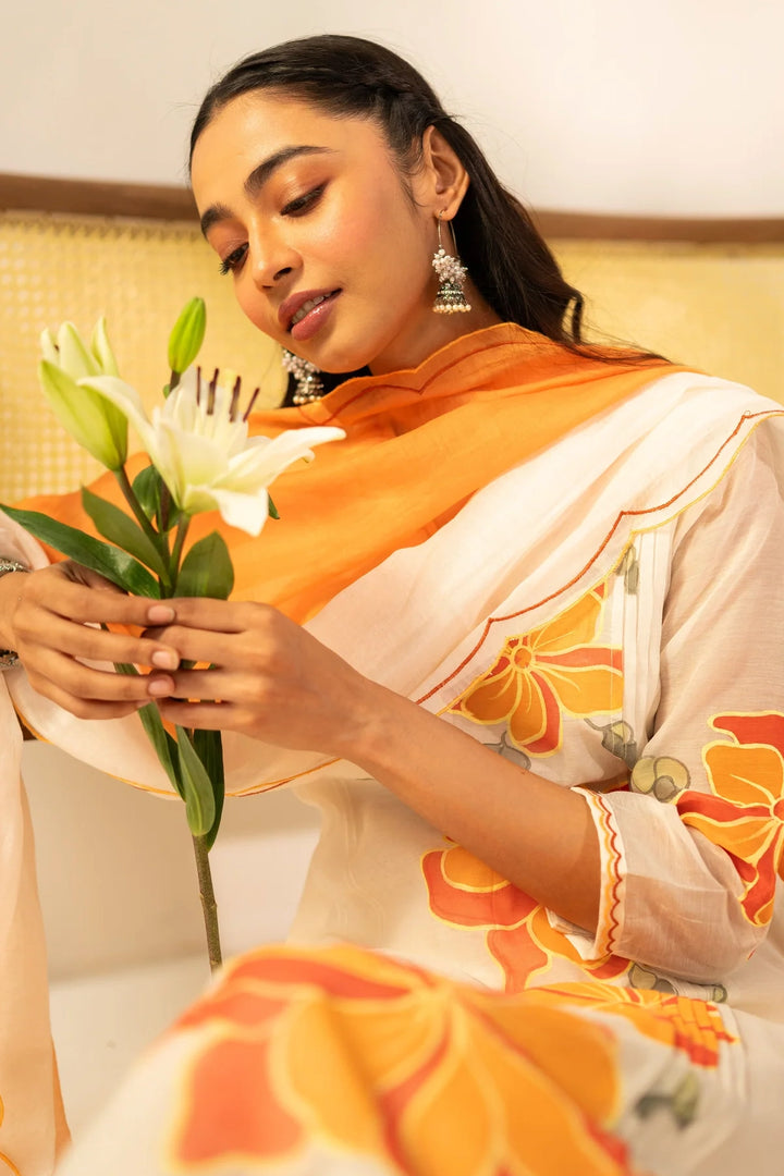Zoya Mul Chanderi Kurta Set in Off-White
