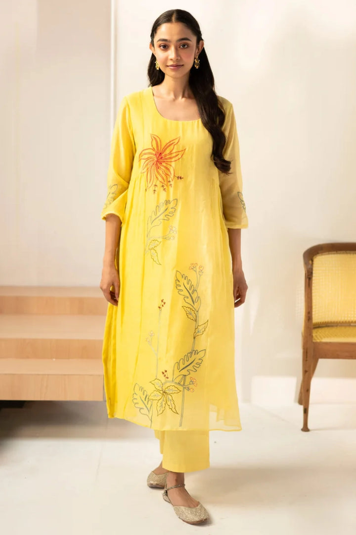 Zavi Mul Chanderi Tunic Set in Yellow