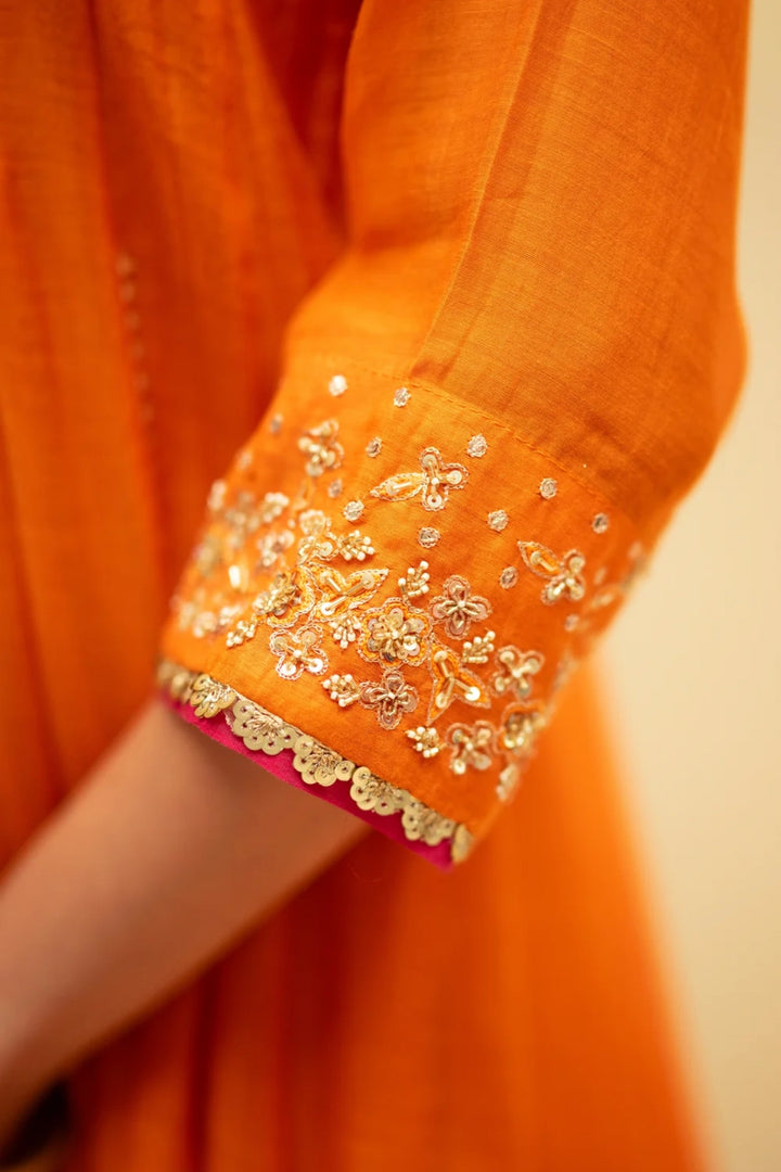 Taarini Mul Chanderi Anarkali Set