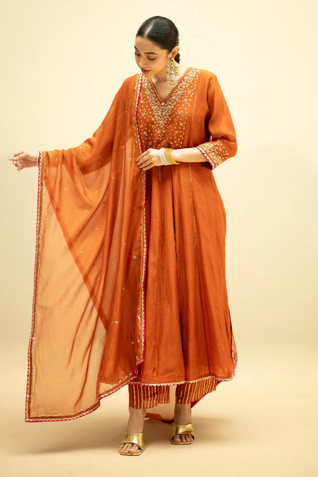 Taarini Mul Chanderi Anarkali Set