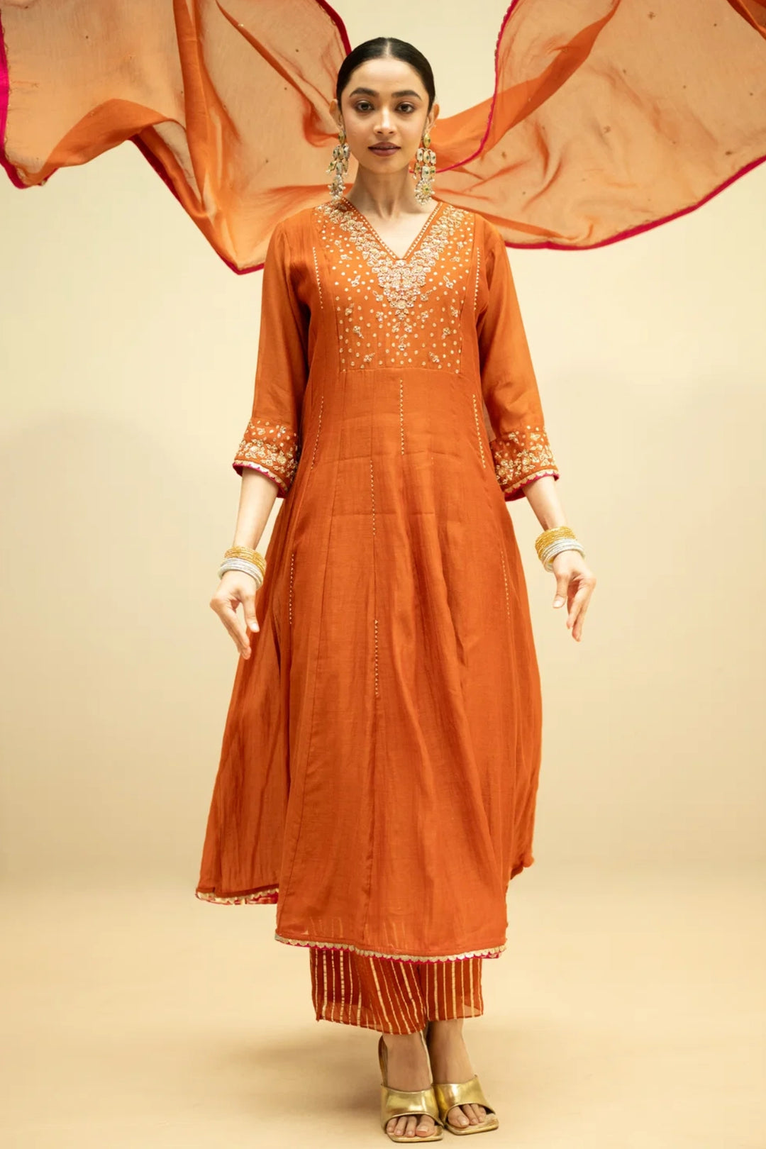 Taarini Mul Chanderi Anarkali Set