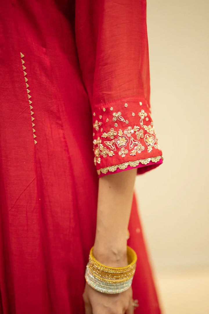 Taarini Mul Chanderi Anarkali Set