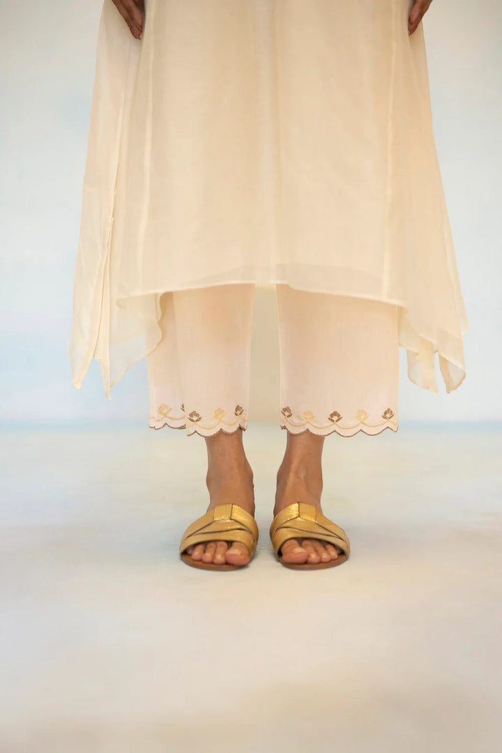 Noorani Mul Chanderi Aline Kurta Set