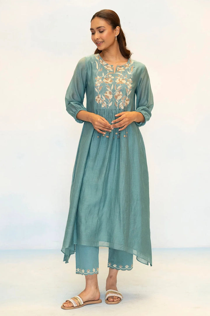 Noorani Mul Chanderi Aline Kurta Set