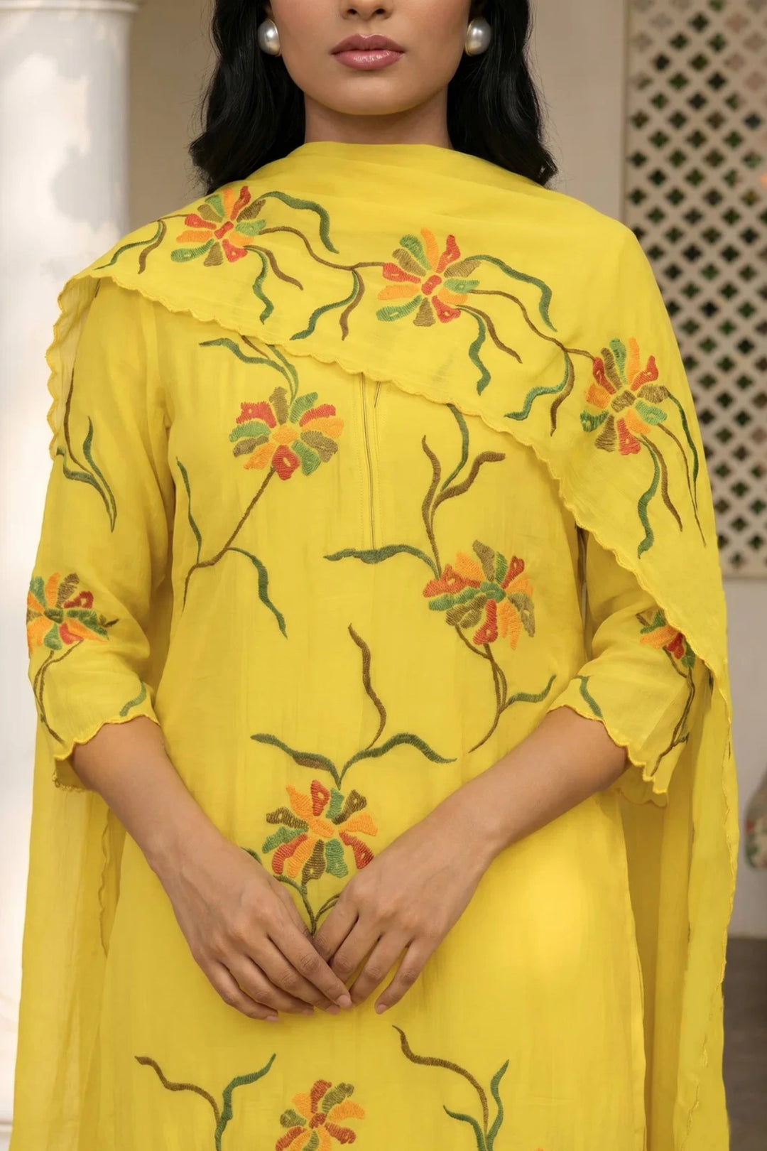 Meher Thread Embroidered Kurta Set
