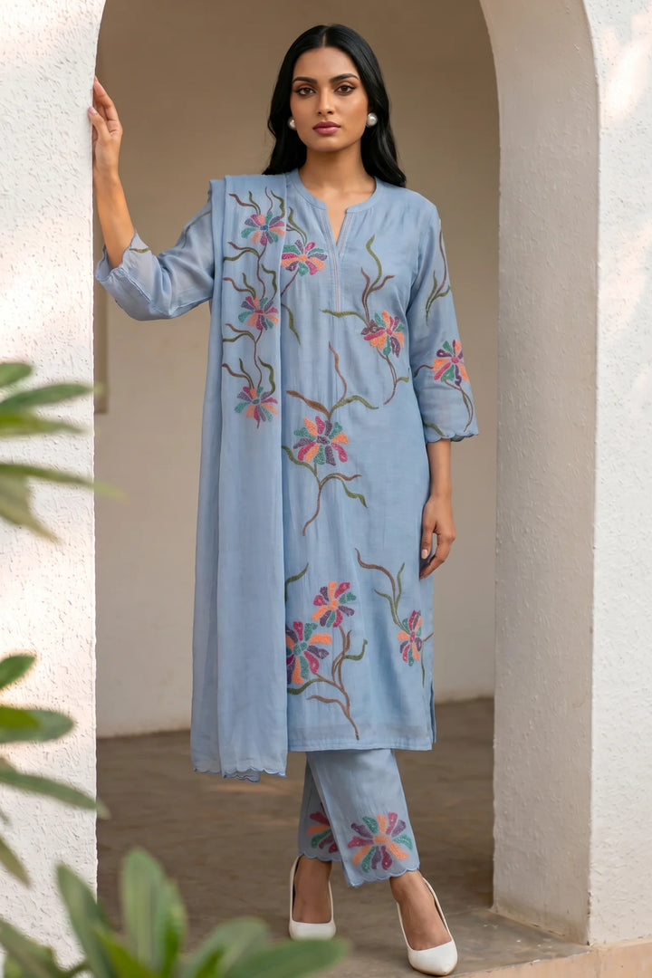 Meher Thread Embroidered Kurta Set