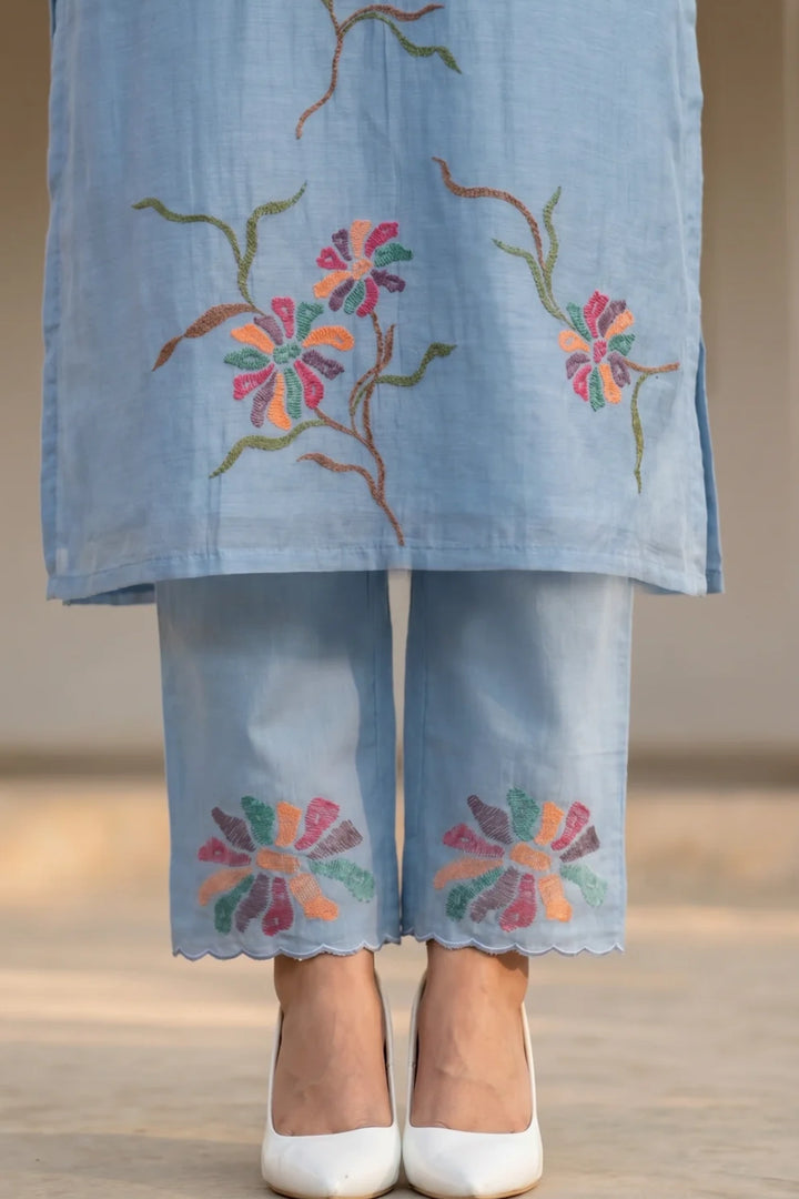 Meher Thread Embroidered Kurta Set