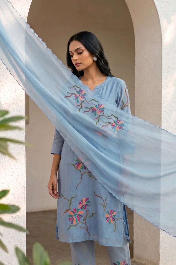Meher Thread Embroidered Kurta Set