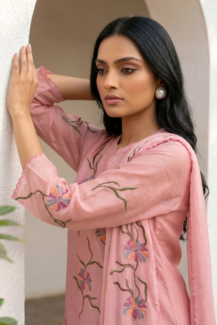 Meher Thread Embroidered Kurta Set