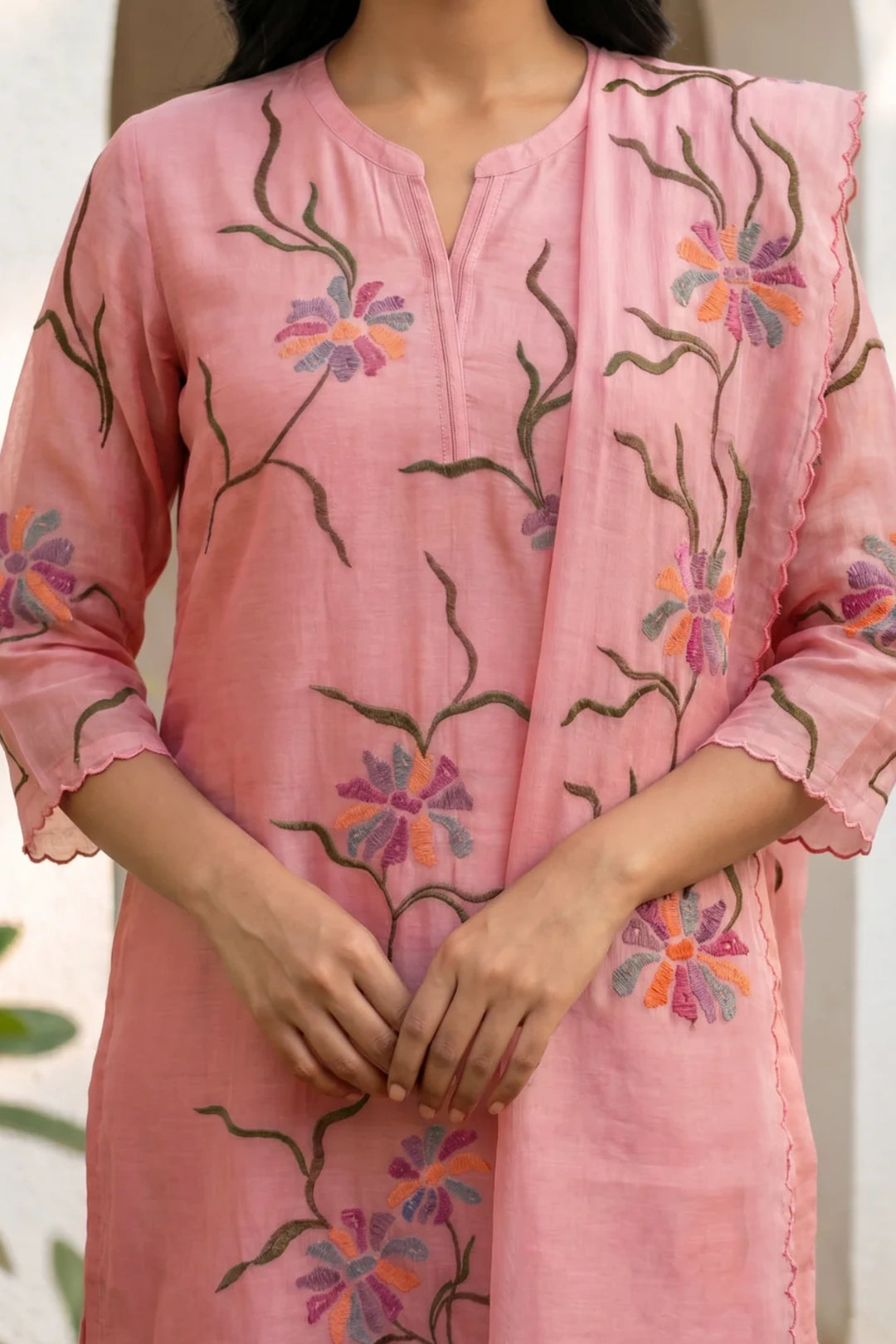 Meher Thread Embroidered Kurta Set