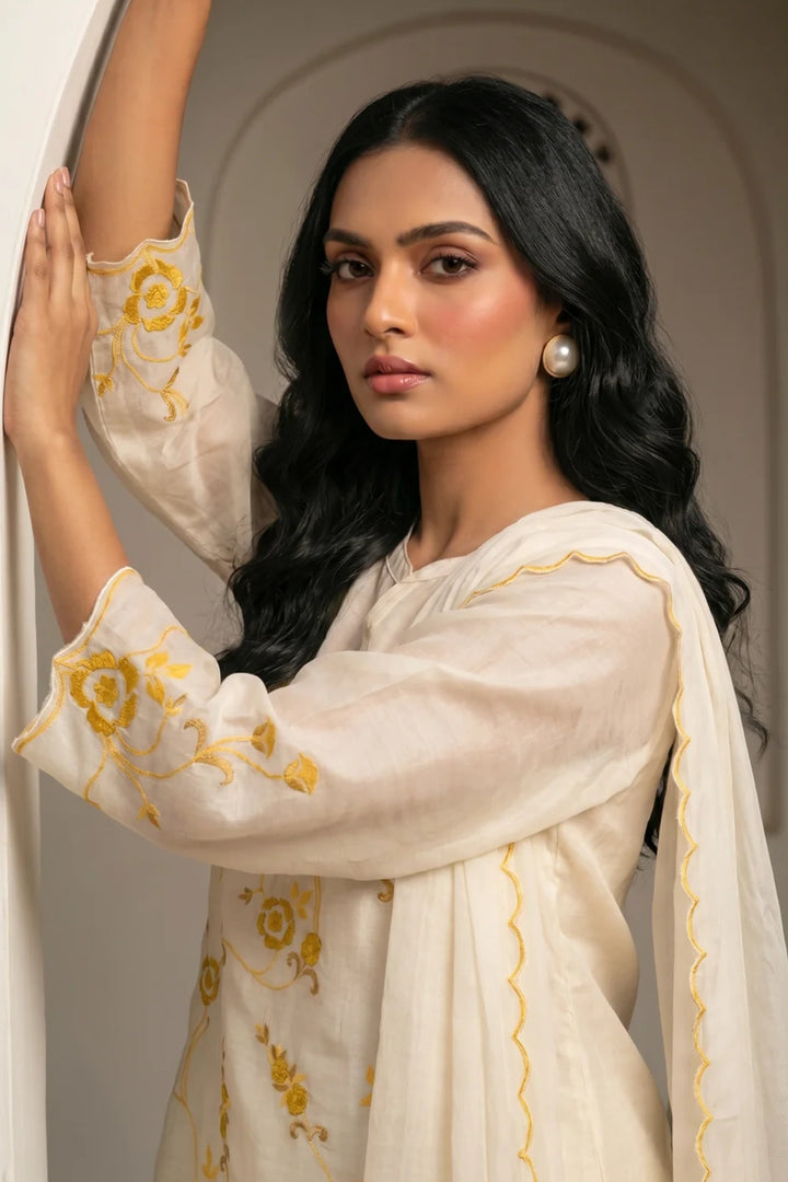Ivory Thread Embroidered Kurta Set