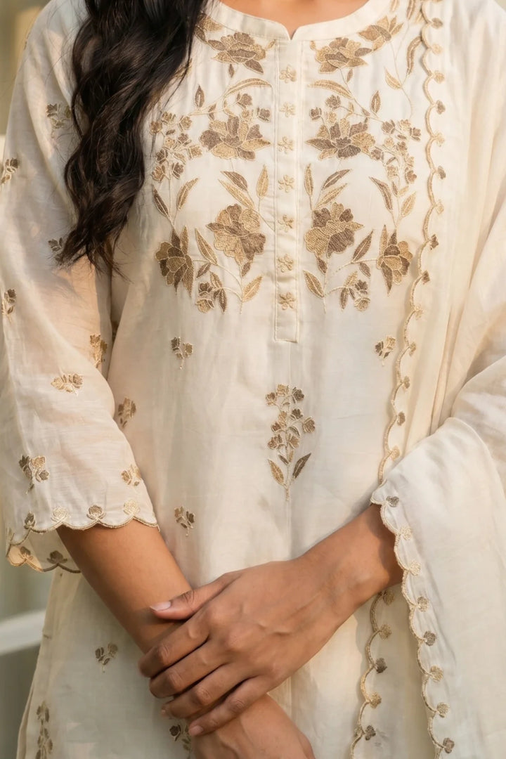 Noorani Thread Embroidered Kurta Set