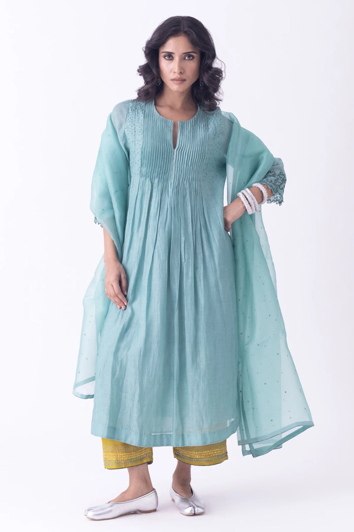 Saira Dupatta