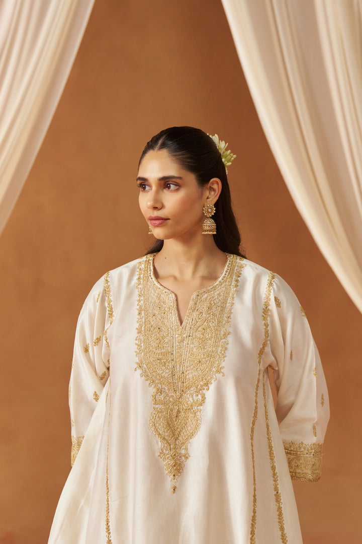 Maahgul Daisy Ivory Kalidaar Chauga with Salwar and Dupatta