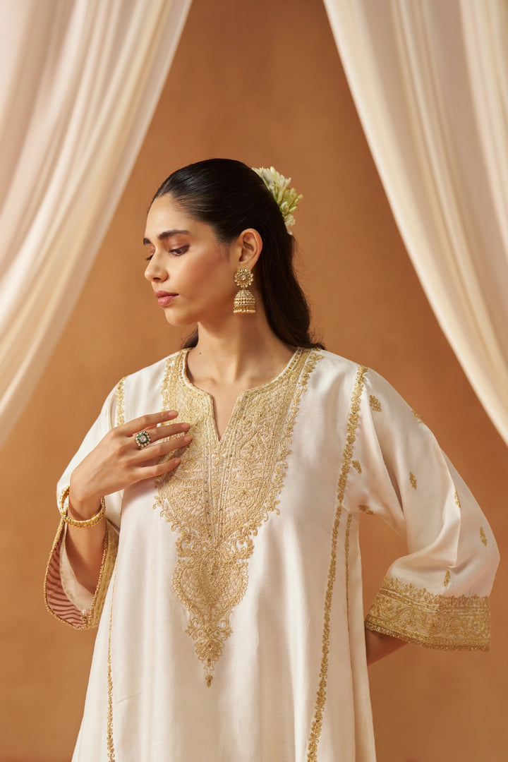 Maahgul Daisy Ivory Kalidaar Chauga with Salwar and Dupatta