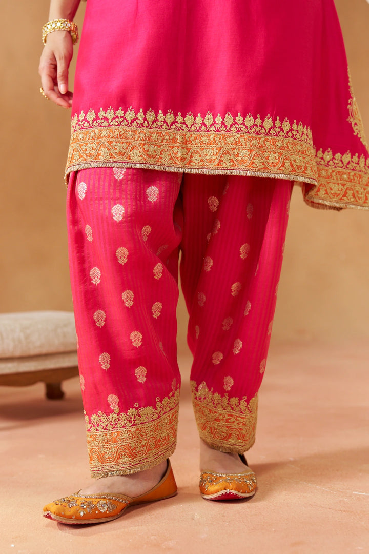 Zeenal Hotpink A-Line Kaaftan with Salwar with Dupatta