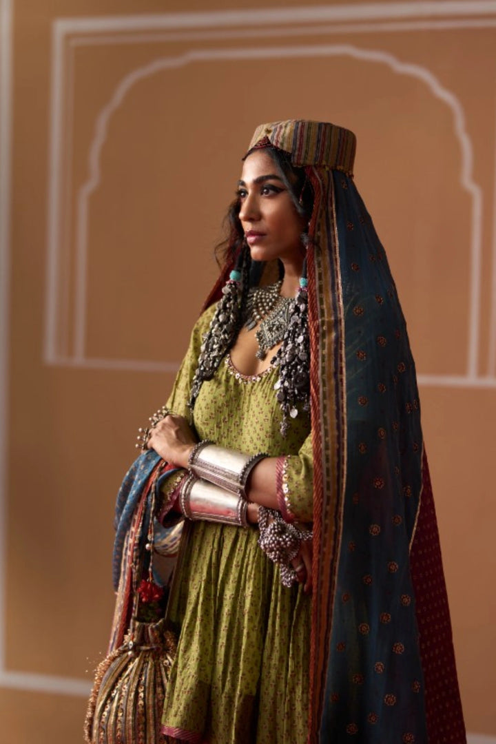 Samar Dupatta
