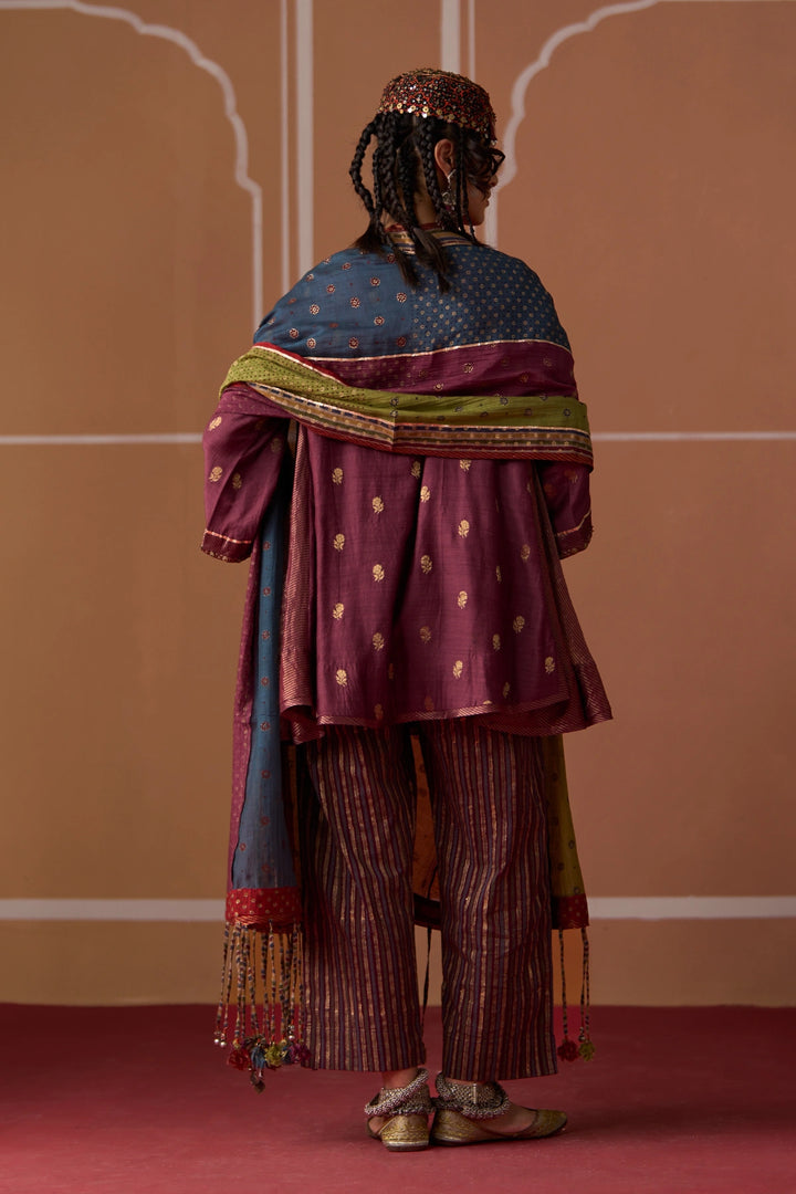 Oorja Kurta
