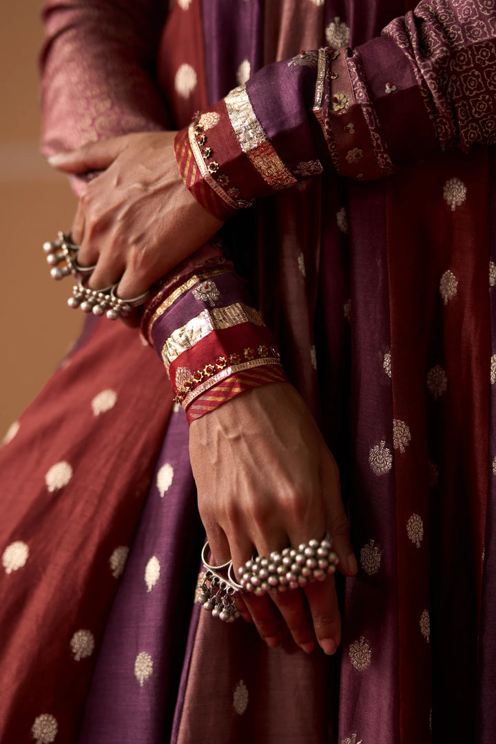 Sadaf Kurta
