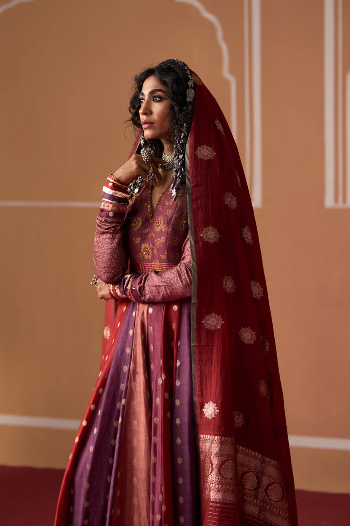Sadaf Kurta