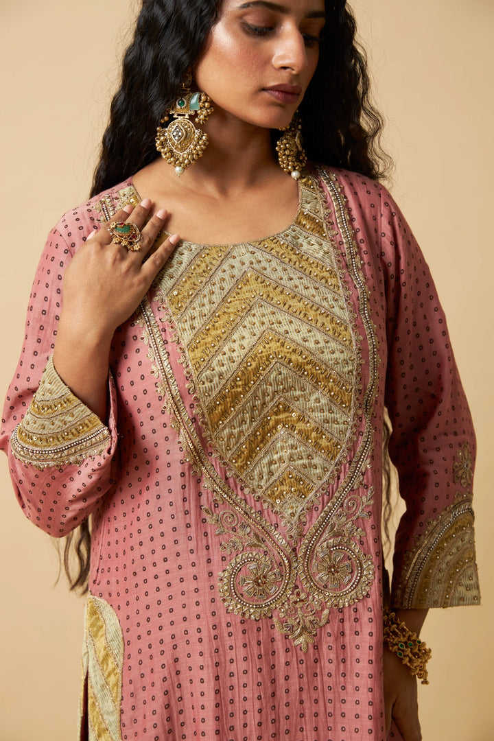 Gulabi Ghoomar Embroidered Kurta Set - Set of 3